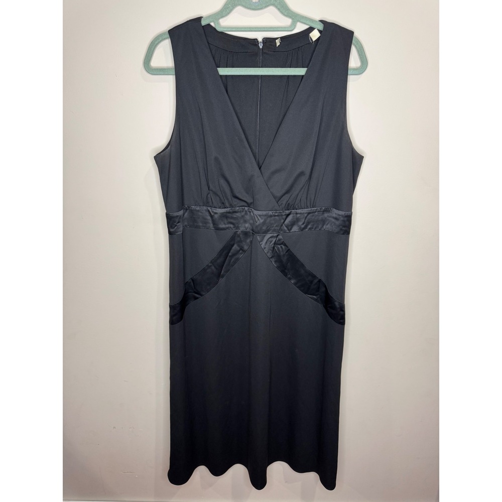 Max Mara Black Sleeveless Sheath Dress‎ sz 12